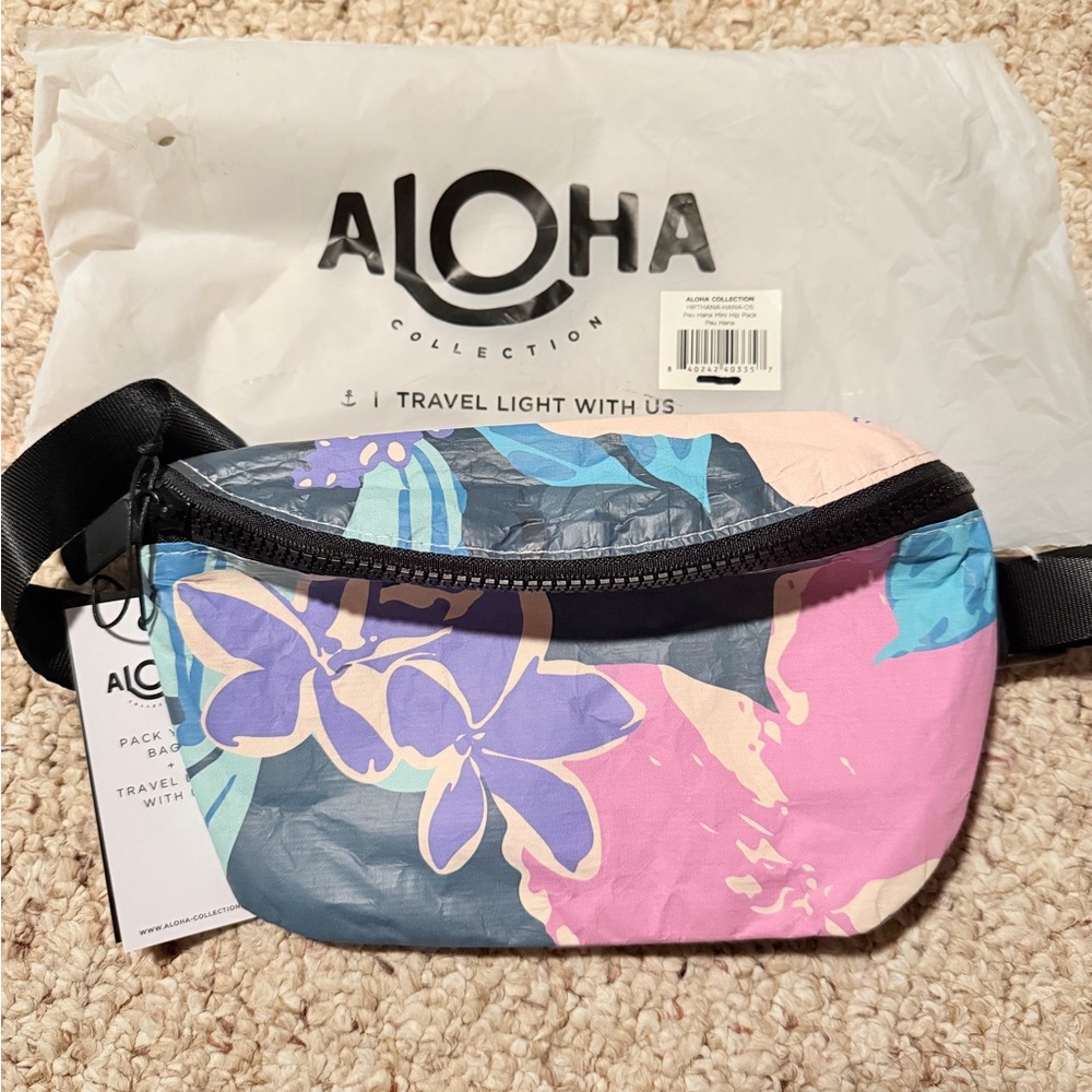 ALOHAS Floral Crossbody Bag in Pink and Blue
